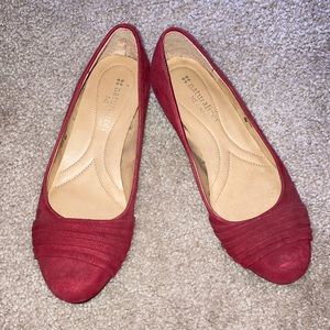 Naturalizer flats red